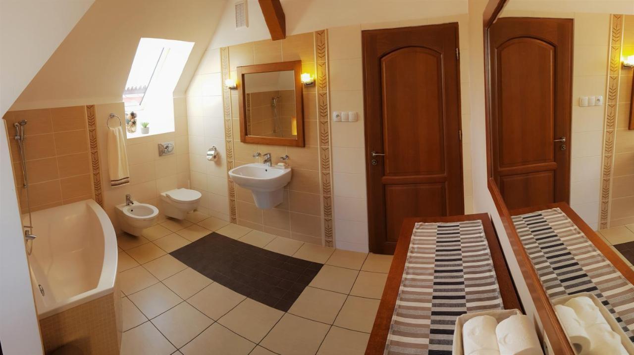 Apartament W Sercu Ustrzyk Apartment Ustrzyki Dolne Ngoại thất bức ảnh